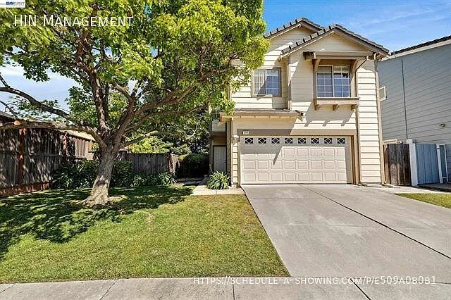 3 bed, 2.5 bath, 1988 sqft, $4,300 — Photo 1
