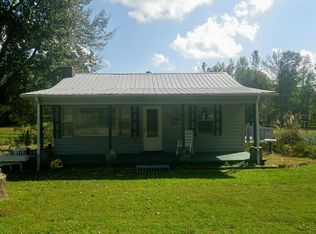 1096 Swamp Rd, Sparta, TN 38583