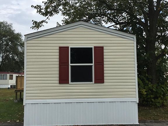 2nd image of 1400 N Park Ave #40