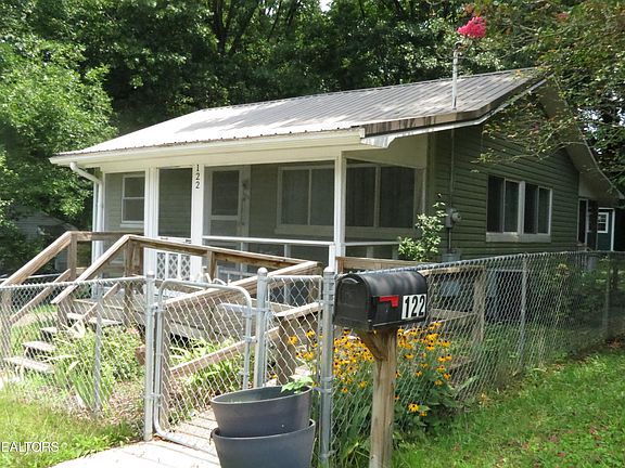 3rd image of 122 Atlanta Rd