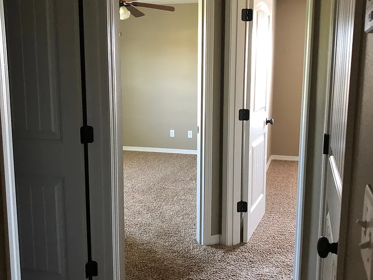 3533 S Juniper Ave — Photo 6
