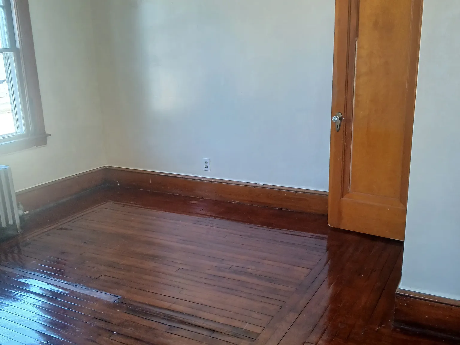 3 bed, $2,200 — Photo 3