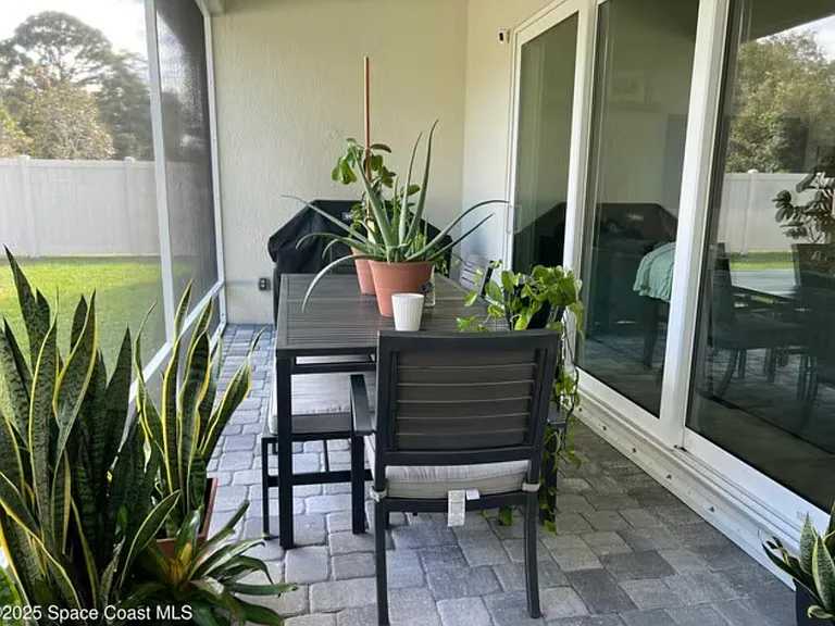 4305 Negal Cir — Photo 5