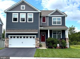 13 Westmont Dr, Medford, NJ 08055