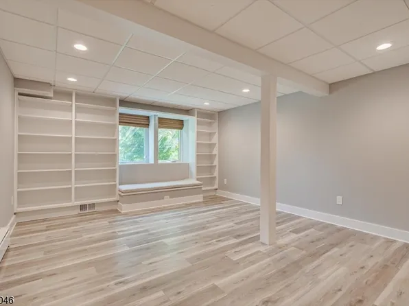 5 E Hartwick Dr, Montgomery Twp., NJ 08558