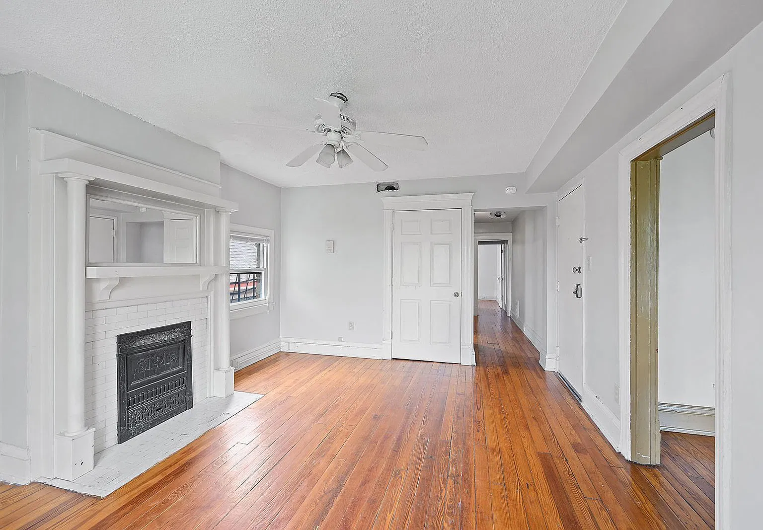 2 bed, 1.0 bath, $1,695 — Photo 1