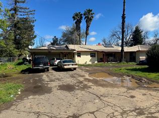 19133 Smith Ln, Redding, CA 96002