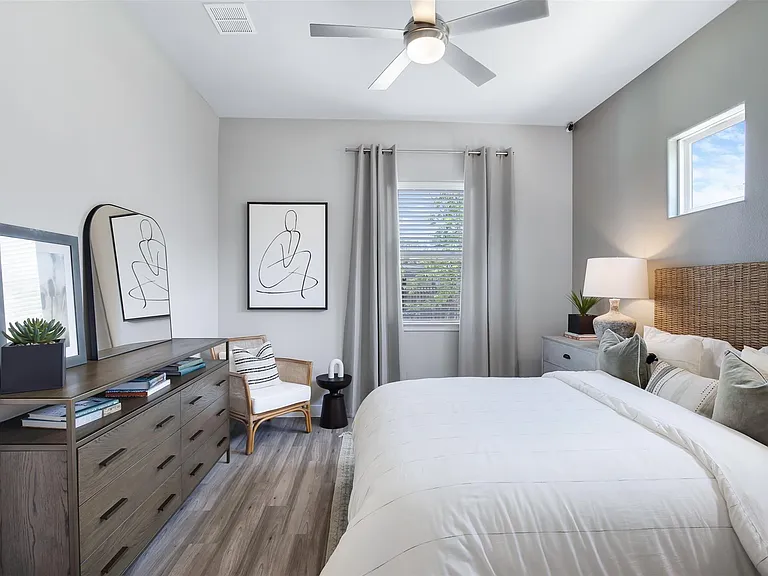 7207 Borland Dr — Photo 19