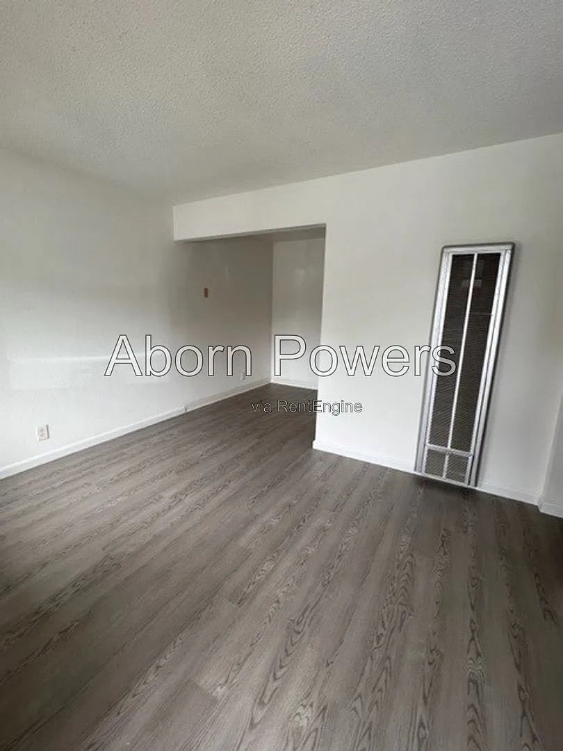 1 bed, 1.0 bath, $1,250 — Photo 3