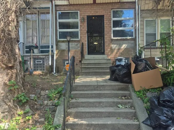 5856 Hadfield St, Philadelphia, PA 19143