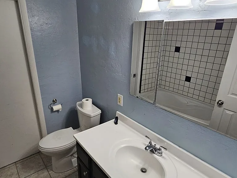 8325 E Indianapolis St — Photo 17