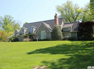 6 Spring Bay Ln, Lloyd Harbor, NY 11743