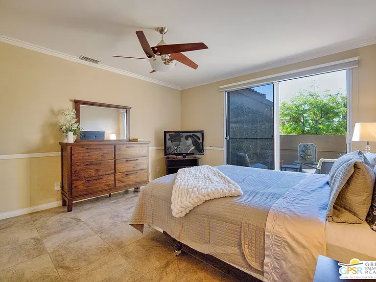 164 Lake Shore Dr — Photo 7