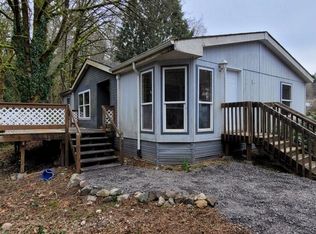 5546 Thompson Ln NE, Bremerton, WA 98310