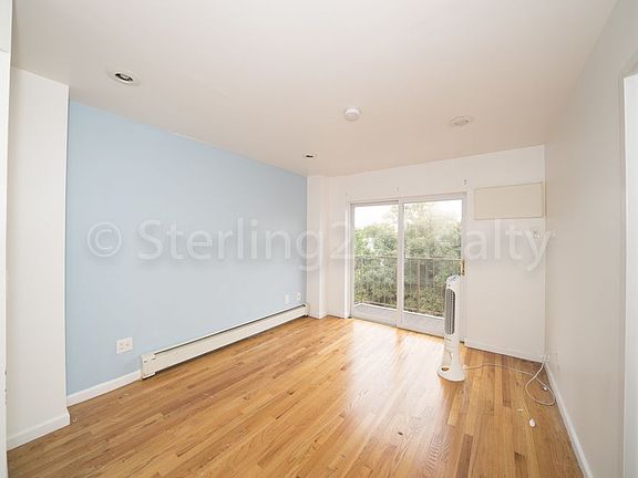 4th image of 2011 Steinway St APT 3R
