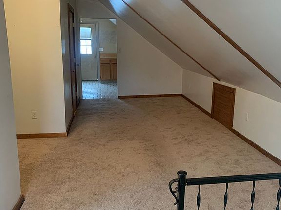 5th image of 168 Market St Unit 3
