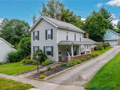 8214 Center St, Garrettsville, OH, 44231