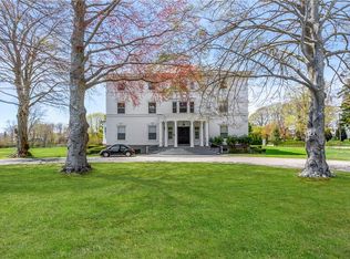 519 Bellevue Ave #3S, Newport, RI 02840