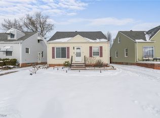 8320 Chesterfield Ave, Parma, OH