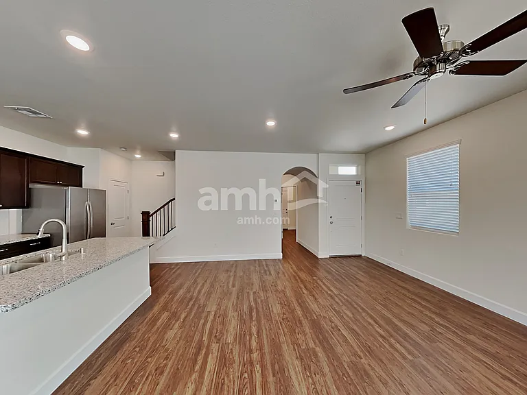 1510 Golden Hour Ave — Photo 7