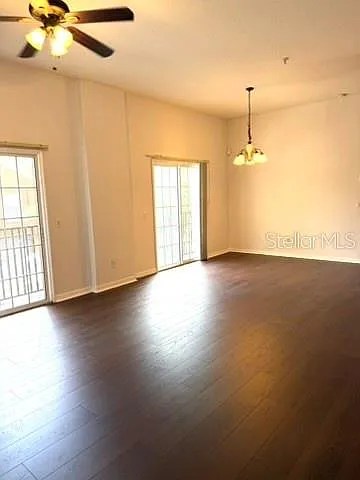 3310 Pine Oak Trl — Photo 7