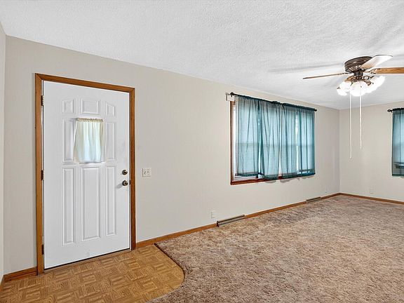 4th image of 411 N Walnut Street
