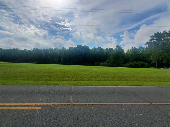 2nd image of 150 Ebenezer Church Rd #3