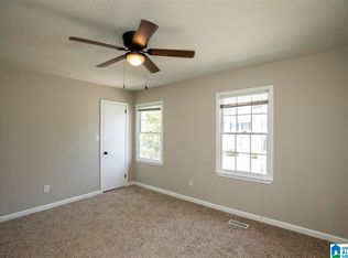 376 Jamestown Manor Dr, Gardendale, AL 35071