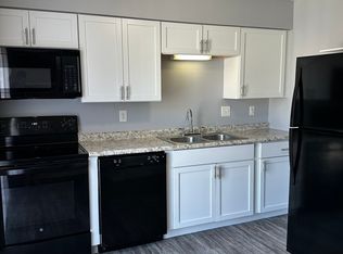 401 N Main St APT 5A, Franklin, IN 46131