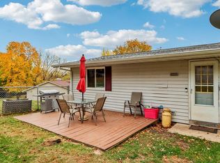 1526 Manor Drive, Janesville, WI 53548