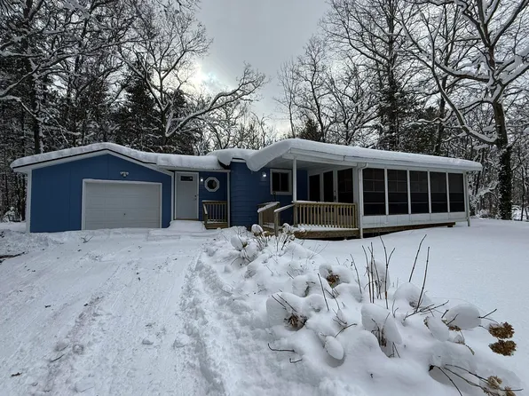 4125 Wilson Beach Rd, Twin Lake, MI 49457