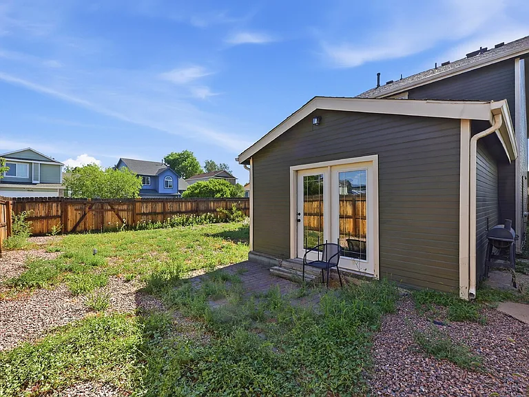 1302 Ride Ln — Photo 23