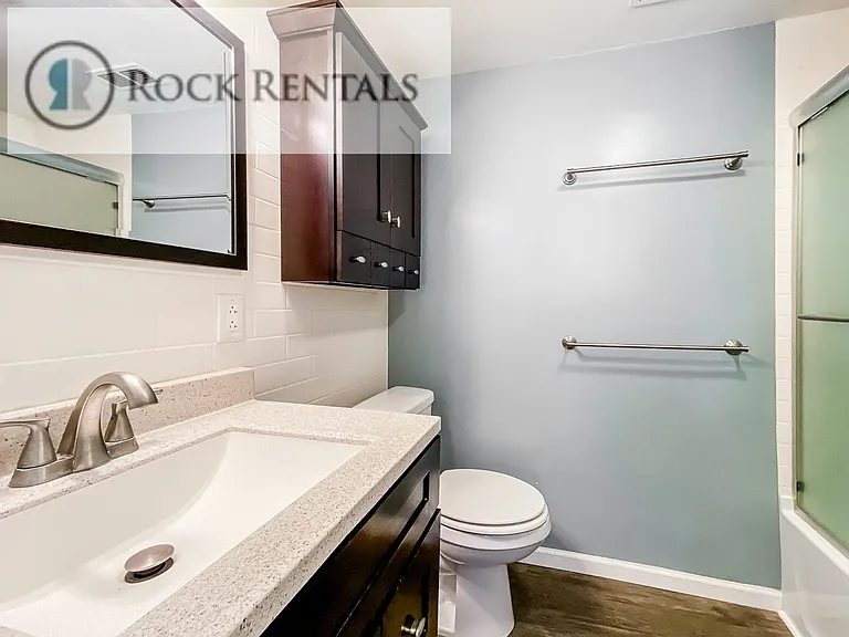 1516 Woodlawn St — Photo 7