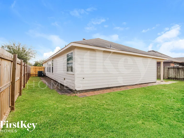 3519 Apache Meadows Dr — Photo 15