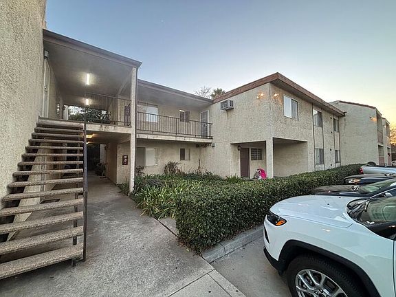 5th image of 215 N Barranca Ave Unit O