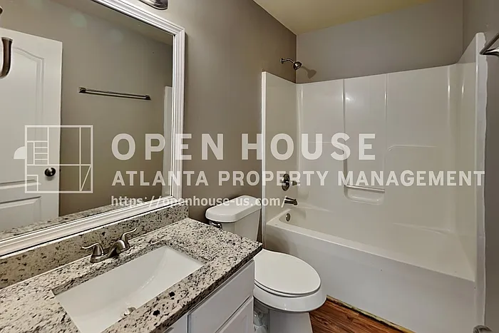 6430 Queensdale Dr — Photo 17