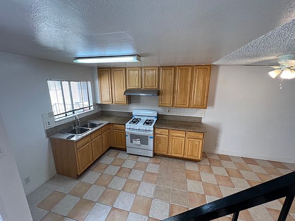 3rd image of 968 W Garvey Ave APT H