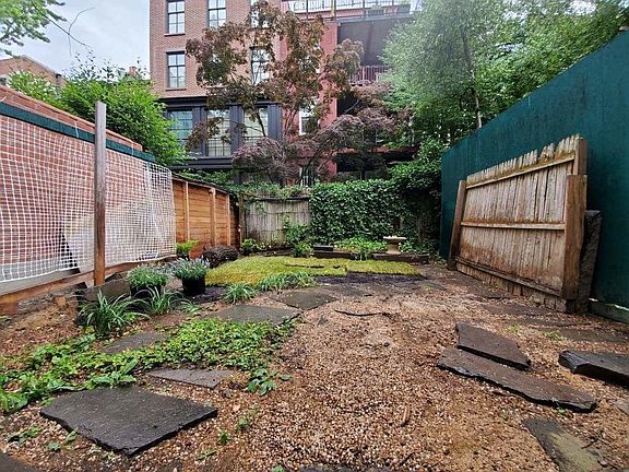 4th image of 271 W 11th St APT 1