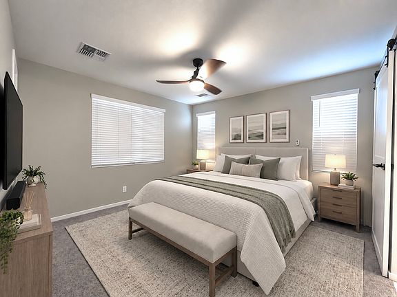 Main room with King size