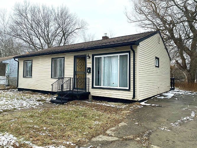 1st image of 1805 Jewell Dr