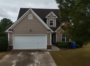 2916 Mistwood Ln, Gainesville, GA 30507