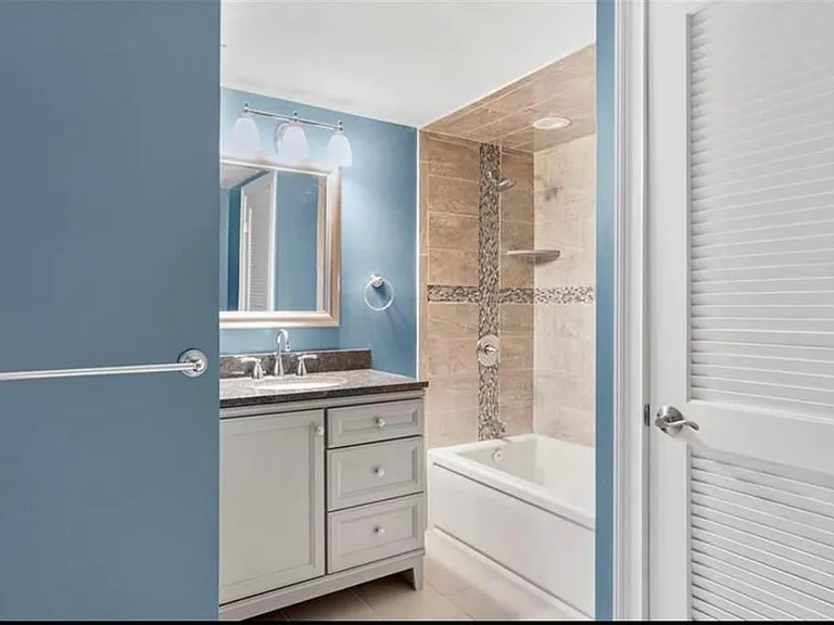38 Maple St #1 — Photo 12