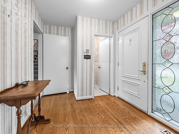 4th image of 95 Princess Anne Cres