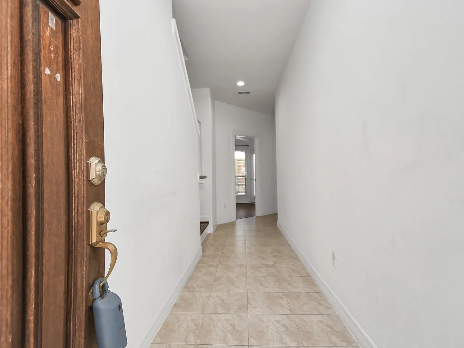 3 bed, 2.0 bath, 1524 sqft, $2,600 — Photo 4
