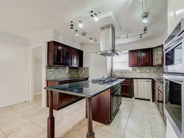 16603 Kieth Harrow Blvd — Photo 19