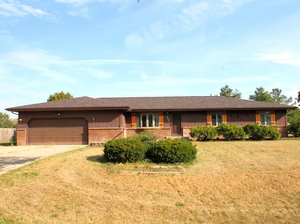 5906 Hugh Dr, South Beloit, IL 61080