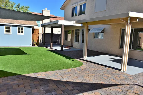 2065 N Jennifer Ave Photo 1