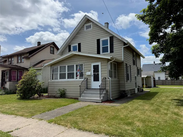 211 N Page Ave, Endicott, NY 13760