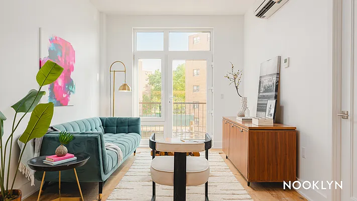 Rented by Nooklyn NYC LLC | media 106