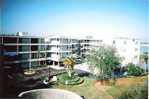 1st image of 2506 N Rocky Point Dr #471